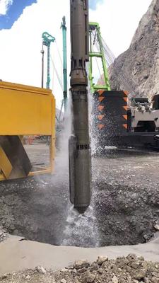 Vibroflot à alimentation supérieure avec une force centrifuge élevée, une vitesse réglable et une grande amplitude pour la compactage Vibro