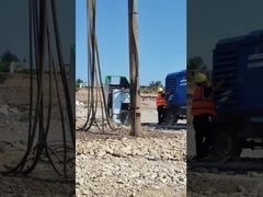 Vibroflot hydraulique à vitesse variable continue